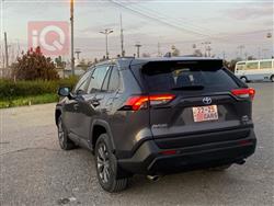 تۆیۆتا ڕاڤ 4